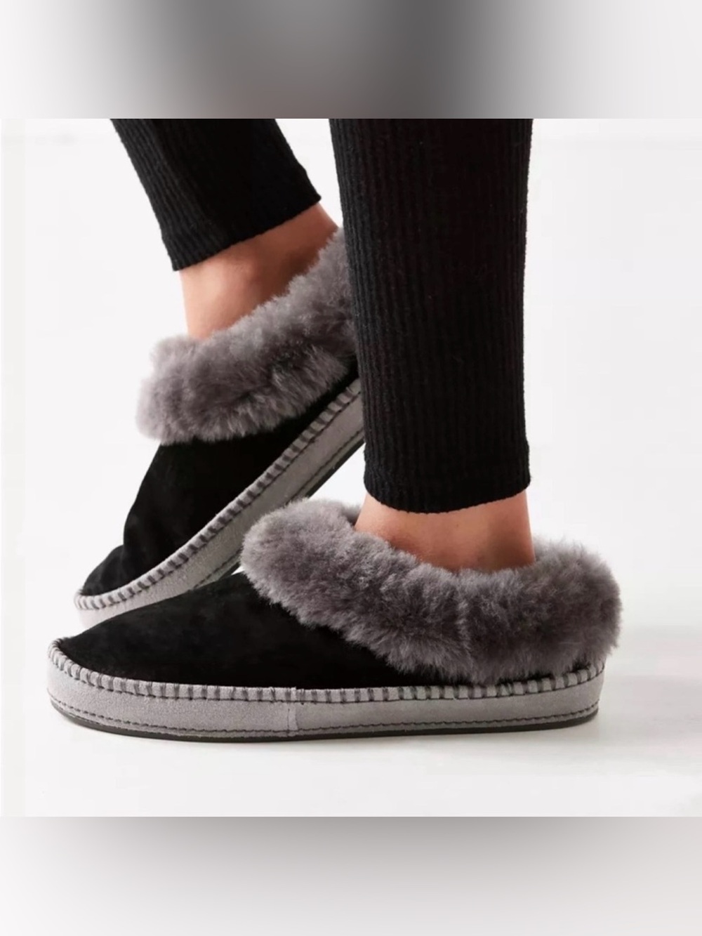 UGG X Urban Outfitters Wrin Black Suede
Moccasin Mule Slipper 9